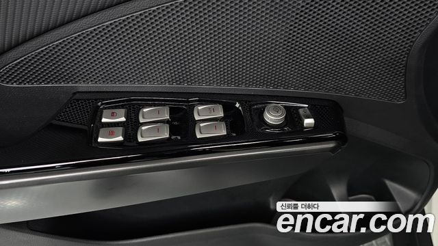 KG Mobility (SsangYong) Tivoli LX 2WD 2017 — фото 35