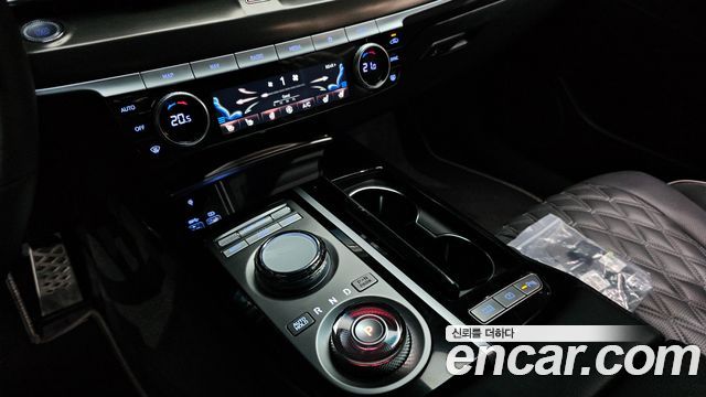 Genesis G80 (RG3) Gasoline 2.5 Turbo AWD 2024 — фото 9