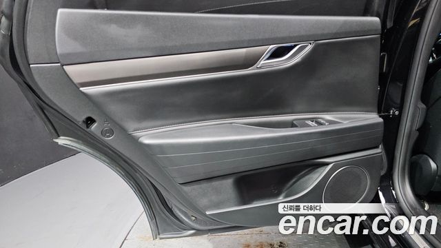 Genesis G80 (RG3) Gasoline 2.5 Turbo AWD 2024 — фото 25