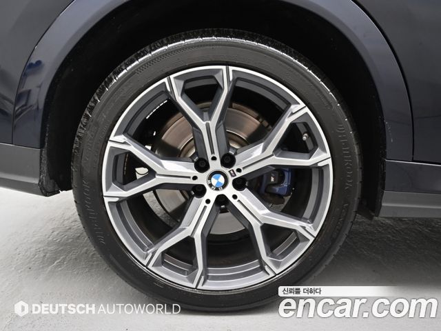 BMW X6 (G06) xDrive40i M Sport 2021 — фото 5