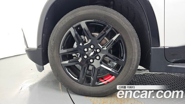 Chevrolet Traverse 3.6 AWD Redline 2020 — фото 5
