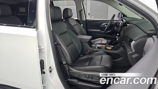 Chevrolet Traverse 3.6 AWD Redline 2020 — фото 26