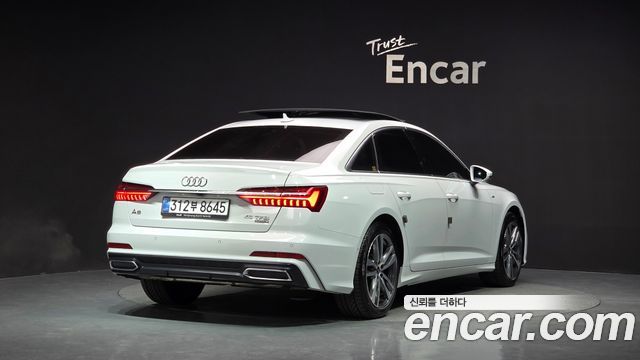 Audi A6 (C8) 45 TFSI Quattro Premium 2022 — фото 2