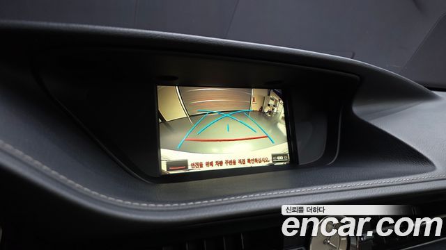 Lexus ES300h Supreme XV60 2017 — фото 15