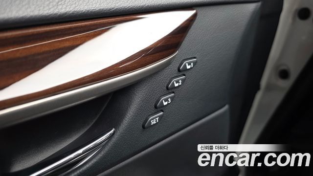 Lexus ES300h Supreme XV60 2017 — фото 32