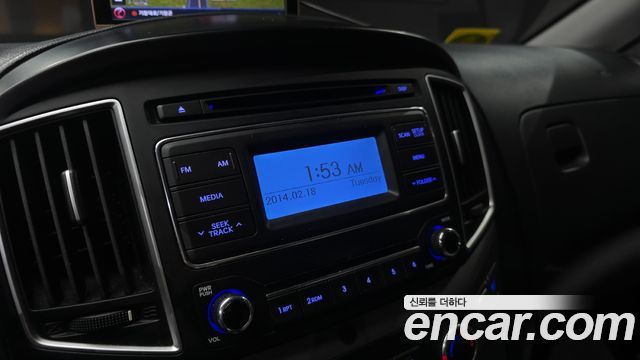 Hyundai Grand Starex Van 3-Seater Smart 2021 — фото 16