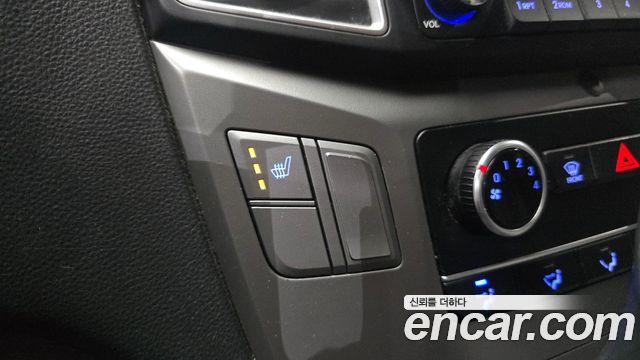 Hyundai Grand Starex Van 3-Seater Smart 2021 — фото 18