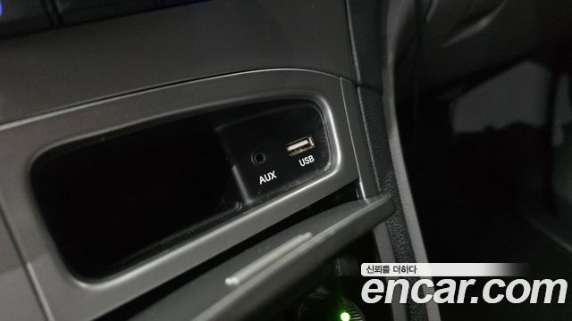 Hyundai Grand Starex Van 3-Seater Smart 2021 — фото 27