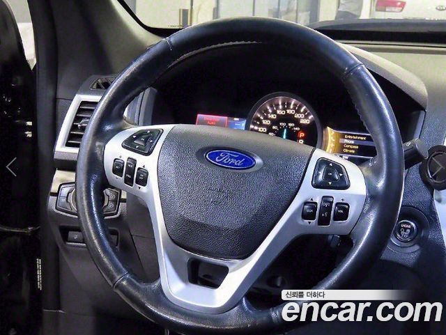 Ford Explorer 3.5 Limited 4WD 5th 2013 — фото 8