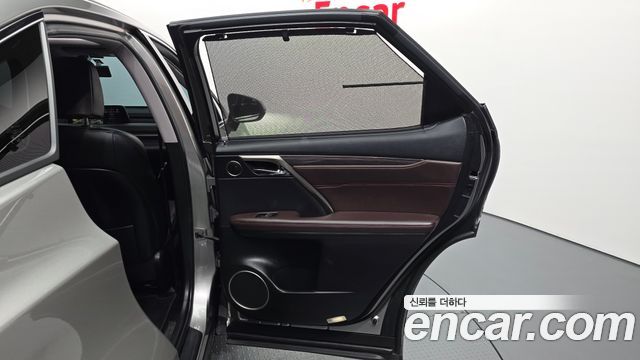 Lexus RX450h (IV) Executive 2019 — фото 25