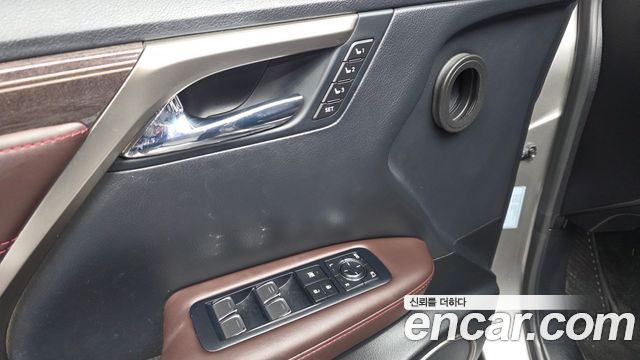 Lexus RX450h (IV) Executive 2019 — фото 29