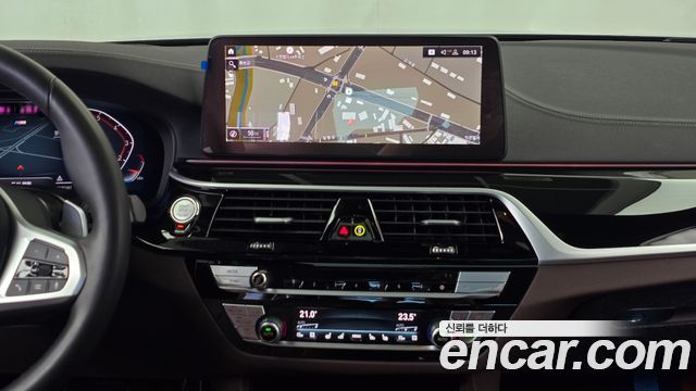 BMW 5 Series (G30) 530i M Sport Package 2023 — фото 12
