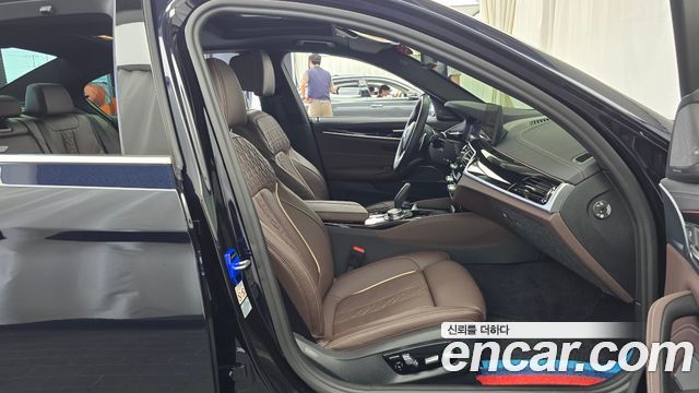 BMW 5 Series (G30) 530i M Sport Package 2023 — фото 26