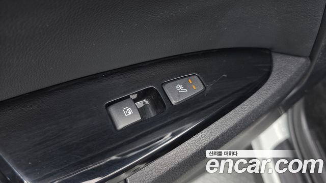 Kia Sportage Hybrid (V) Signature 2WD 2022 — фото 17