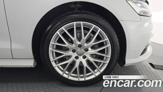 Audi A6 35 TDI Quattro Premium C7 2018 — фото 27
