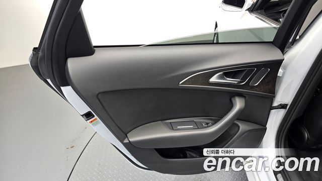 Audi A6 35 TDI Quattro Premium C7 2018 — фото 31