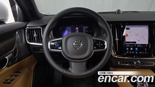 Volvo S90 B6 AWD Ultimate Bright 2023 — фото 13