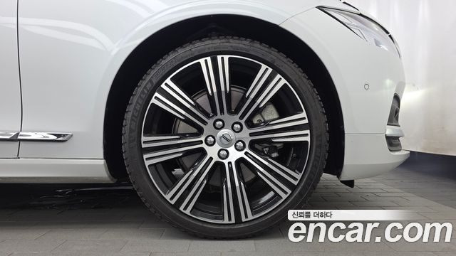 Volvo S90 B6 AWD Ultimate Bright 2023 — фото 21