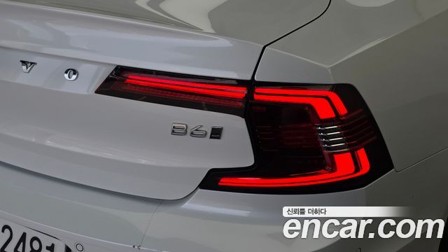 Volvo S90 B6 AWD Ultimate Bright 2023 — фото 23