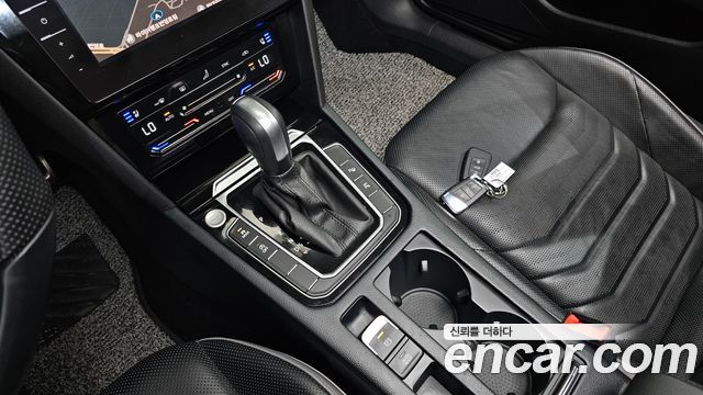 Volkswagen Arteon 2.0 TDI Prestige 2023 — фото 9