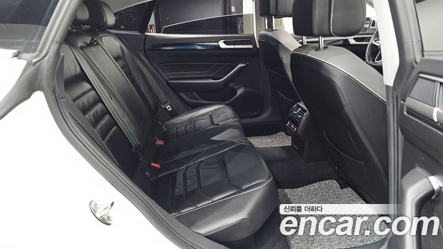 Volkswagen Arteon 2.0 TDI Prestige 2023 — фото 11