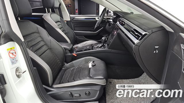 Volkswagen Arteon 2.0 TDI Prestige 2023 — фото 26