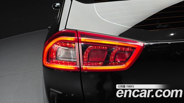 Kia Niro EV Prestige 2020 — фото 23