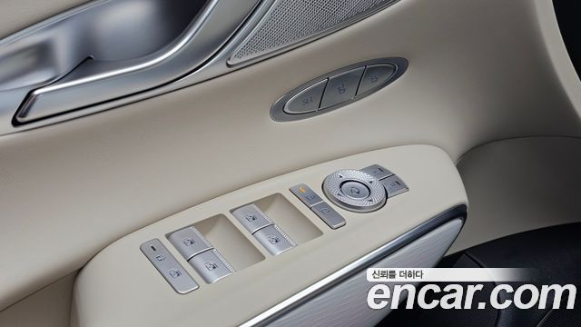 Genesis GV70 2.5T Gasoline 2WD 2025 — фото 17