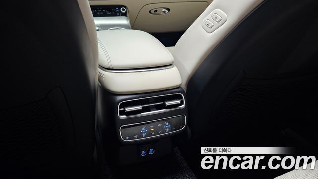 Genesis GV70 2.5T Gasoline 2WD 2025 — фото 29