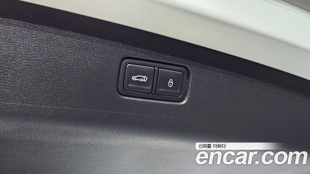 Genesis GV70 2.5T Gasoline 2WD 2025 — фото 30