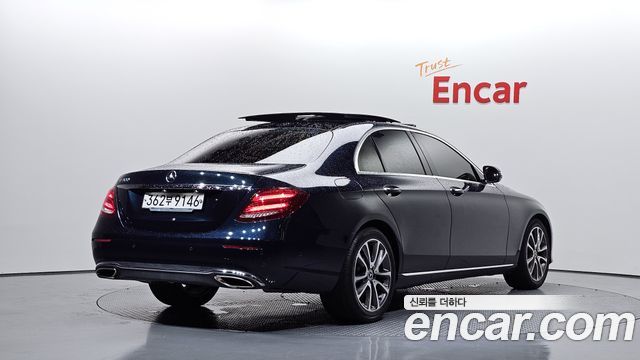 Mercedes-Benz E-Class (W213) E300 Avantgarde 2018 — фото 2