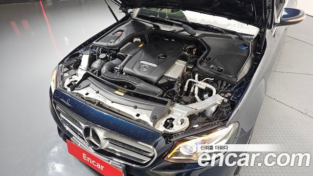 Mercedes-Benz E-Class (W213) E300 Avantgarde 2018 — фото 6