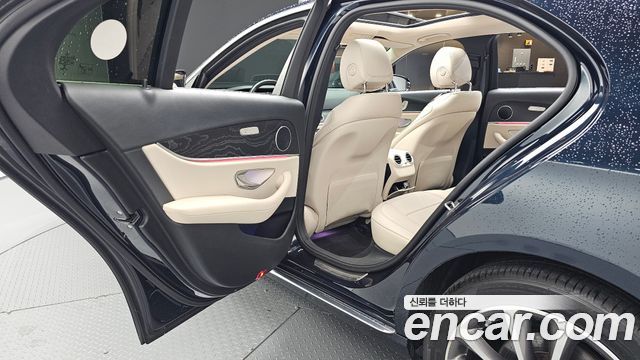 Mercedes-Benz E-Class (W213) E300 Avantgarde 2018 — фото 12