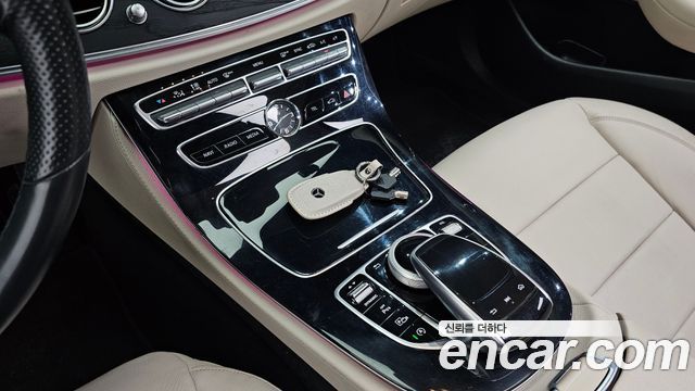 Mercedes-Benz E-Class (W213) E300 Avantgarde 2018 — фото 17