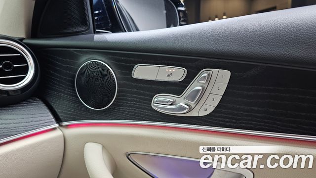 Mercedes-Benz E-Class (W213) E300 Avantgarde 2018 — фото 29