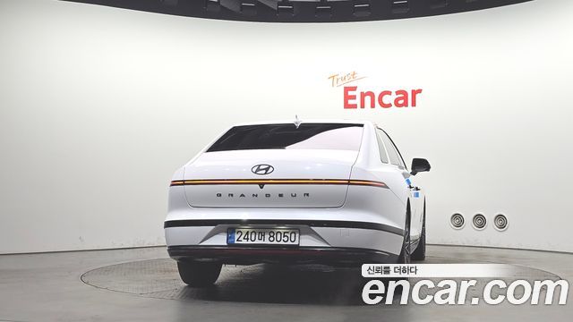 Hyundai Grandeur Hybrid (GN7) Calligraphy 2025 — фото 4