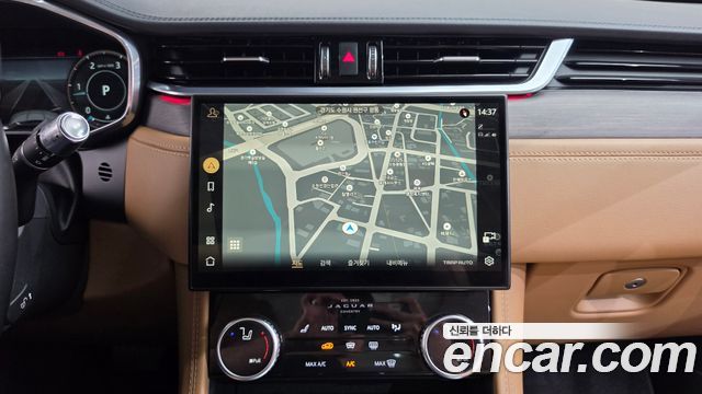Jaguar F-PACE D200 S 2021 — фото 12
