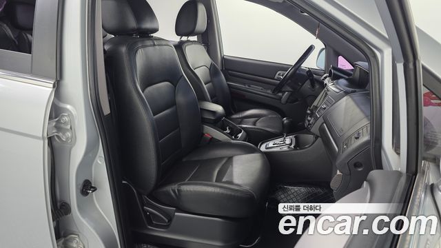 KG Mobility (SsangYong) Korando Turismo 4WD TX 9-seater 2019 — фото 11