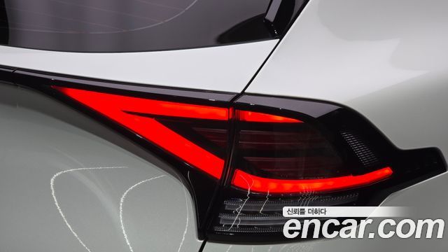 Kia Sportage (V) Gasoline 1.6 Turbo 2WD Signature 2024 — фото 23