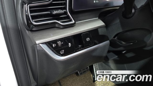 Kia Sportage (V) Gasoline 1.6 Turbo 2WD Signature 2024 — фото 28