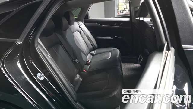 Kia K5 (III) 2.0 Prestige 2021 — фото 12
