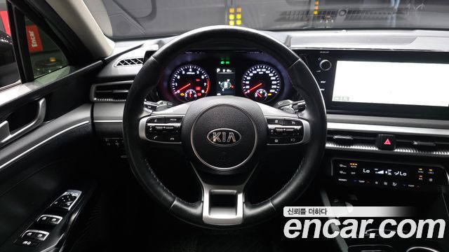 Kia K5 (III) 2.0 Prestige 2021 — фото 13