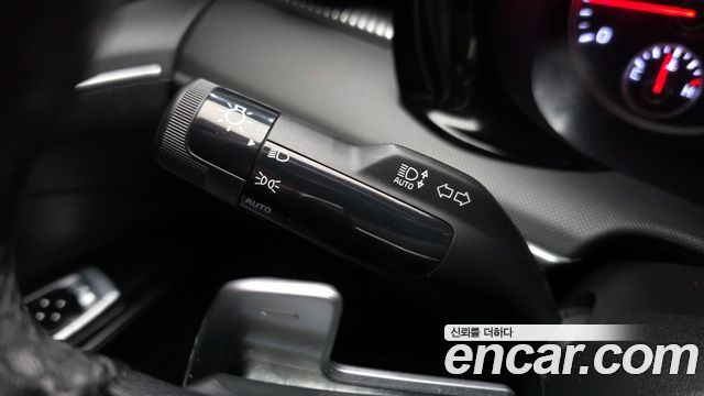 Kia K5 (III) 2.0 Prestige 2021 — фото 17