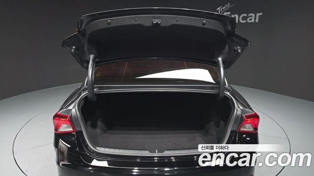 Kia K5 (III) 2.0 Prestige 2021 — фото 20