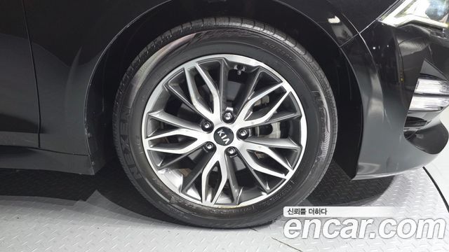 Kia K5 (III) 2.0 Prestige 2021 — фото 21