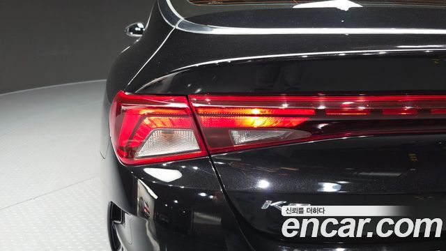 Kia K5 (III) 2.0 Prestige 2021 — фото 23