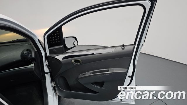 Chevrolet Spark LS Star 2012 — фото 24