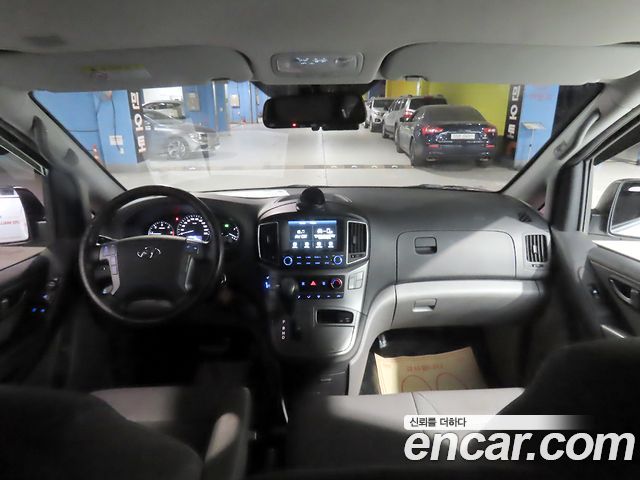 Hyundai Grand Starex Van 3-Seater Smart 2020 — фото 5