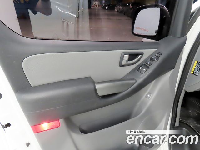 Hyundai Grand Starex Van 3-Seater Smart 2020 — фото 18