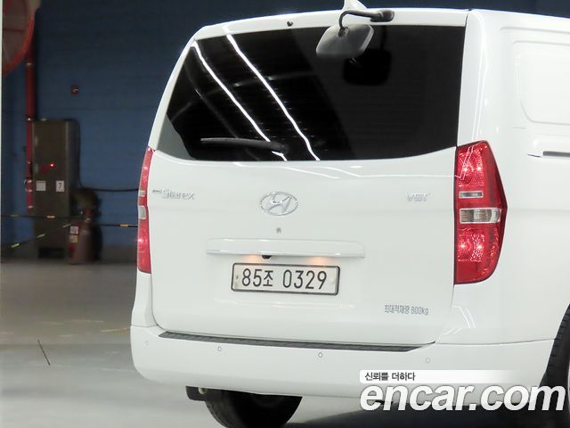 Hyundai Grand Starex Van 3-Seater Smart 2020 — фото 21
